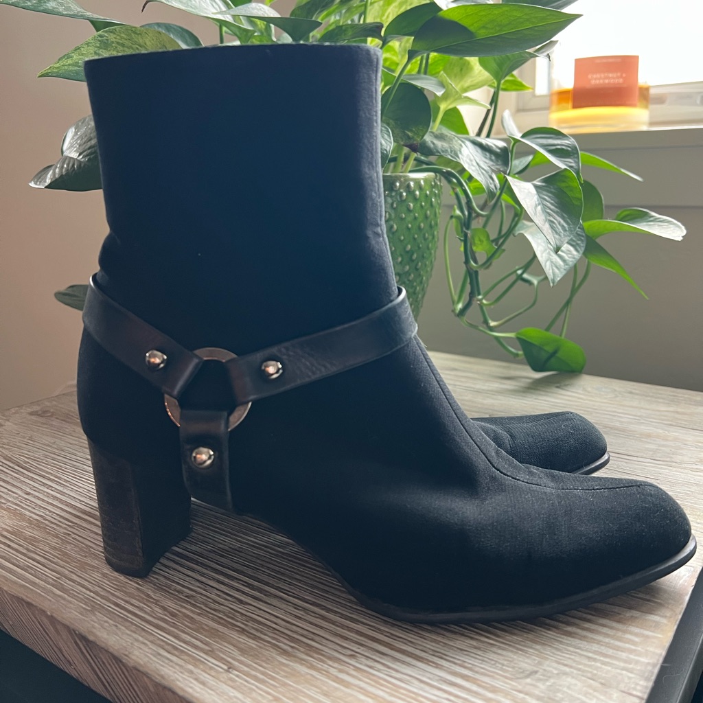 Stuart Weitzman Black Neoprene Gore-Tex Harness Boots Size 8 M Black Ankle